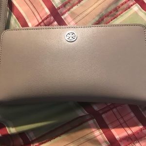 Brand new Tory Burch Wristlet